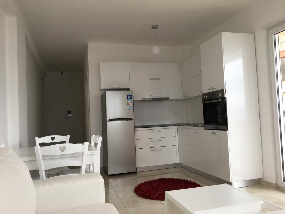 White Residence Apartament Sarandë Exterior foto